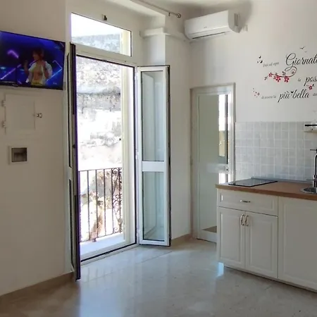 L'incanto Del Borgo Antico- Locazione Turistica * Bari