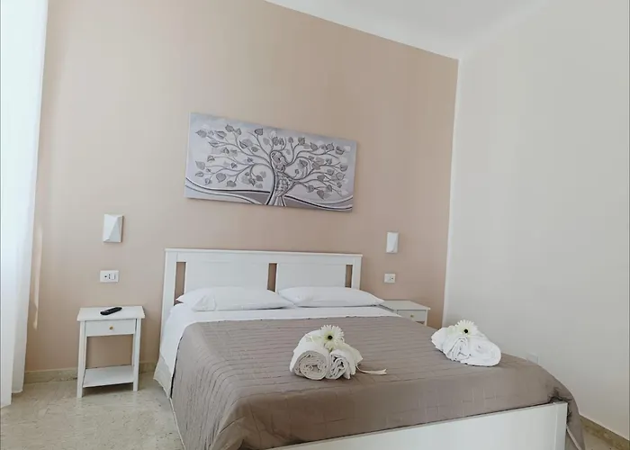 L'incanto Del Borgo Antico- Locazione Turistica